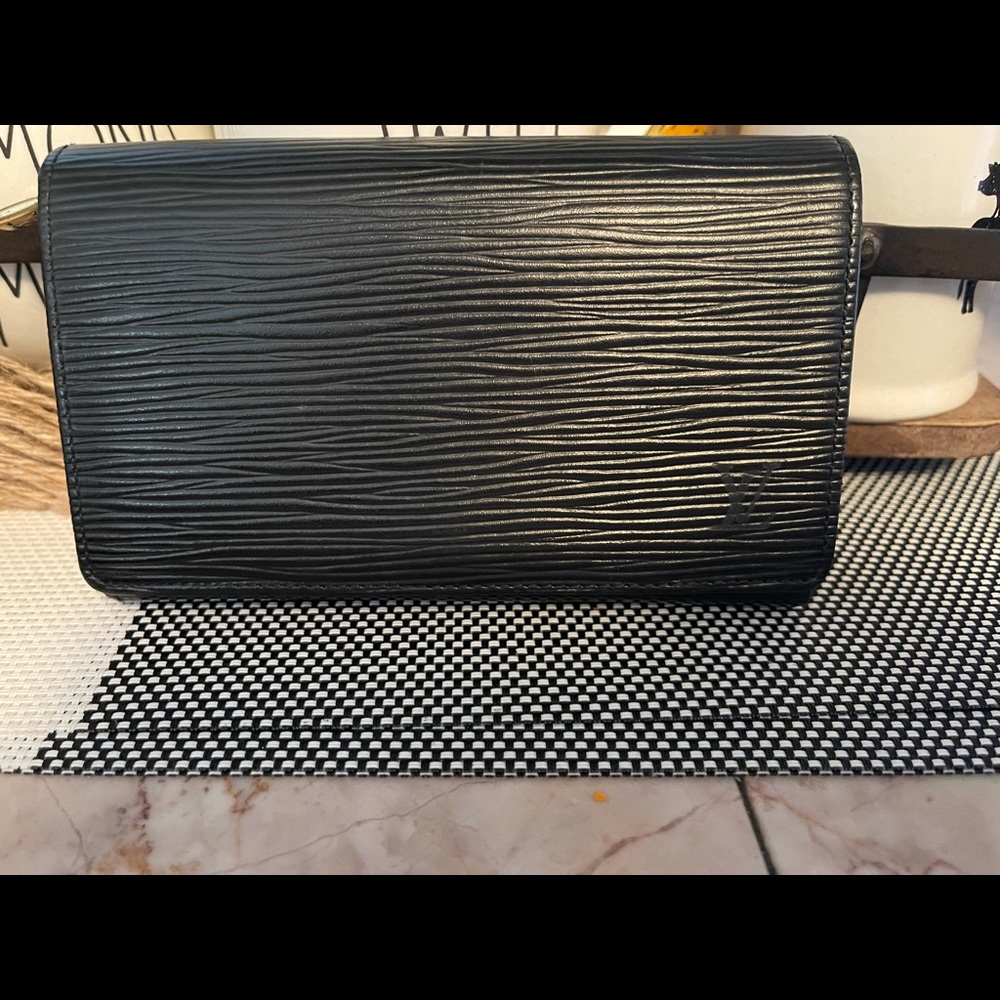 Louis Vuitton black epi compact wallet
